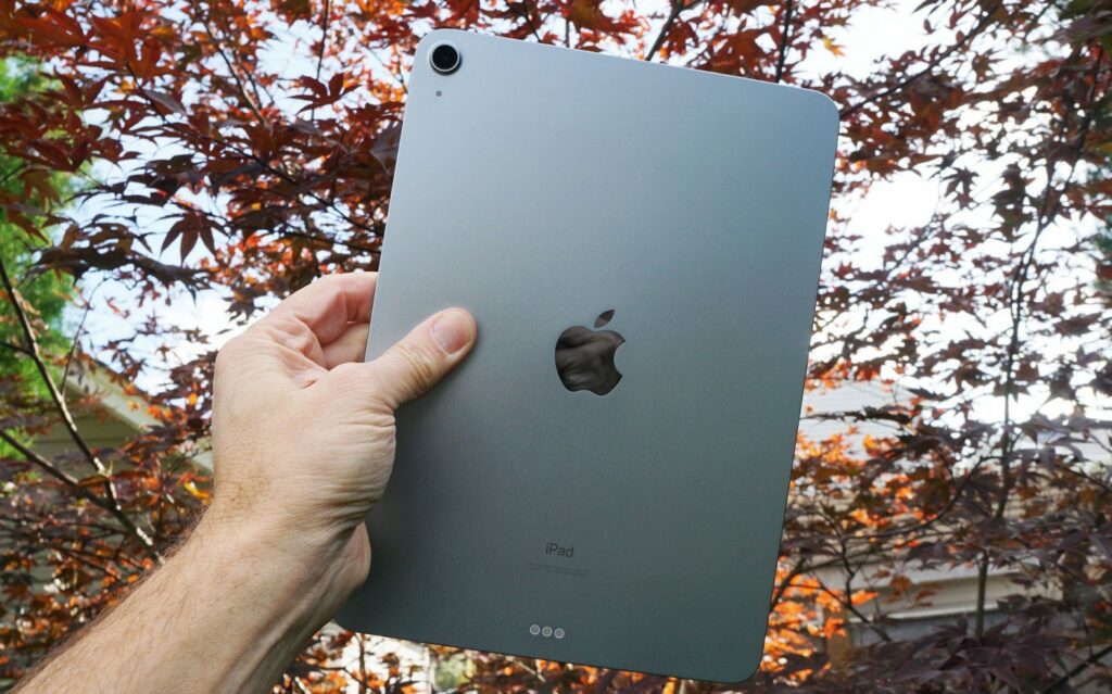 Какой iPad Air купить?